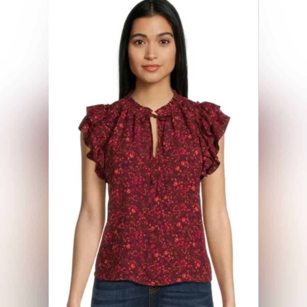 🌼B2G1 3/$20🌼 BCBG Paris Burgundy Floral Blouse with Ruffle Sleeves